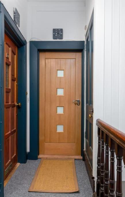 The Stylish 3-Bedroom Maisonette Retreat スターリング エクステリア 写真
