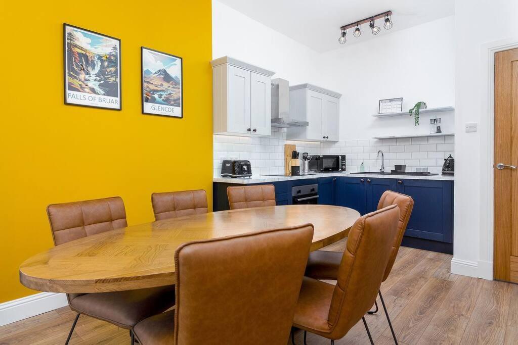 The Stylish 3-Bedroom Maisonette Retreat スターリング エクステリア 写真